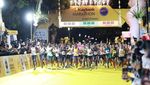 Puluhan Ribu Pelari Ikut Maybank Marathon 2024 di Bali