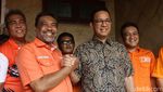 Momen Anies Sambangi Kantor Partai Buruh