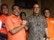 Momen Anies Sambangi Kantor Partai Buruh