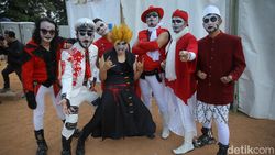 Penampilan Kuburan Band Jadi Pembuka Konser WJF 2024 Penampilan Kuburan Band Jadi Pembuka Konser WJF 2024