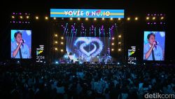 Penonton Dibikin Galau Yovie and Nuno di WJF 2024