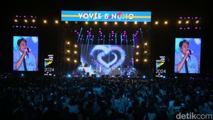 Penonton Dibikin Galau Yovie and Nuno di WJF 2024
