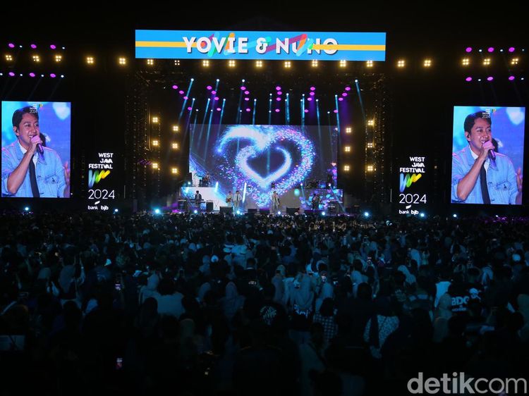 Penonton Dibikin Galau Yovie and Nuno di WJF 2024