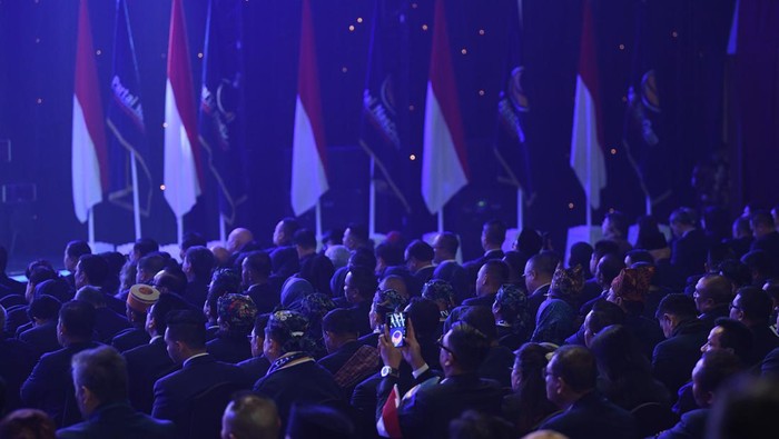 Potret Jokowi-Anies Hadiri Pembukaan Kongres III Partai NasDem Presiden Joko Widodo berpidato saat pembukaan Kongres ke-III Partai Nasdem di Jakarta, Minggu (25/8/2024). Kongres ke-III Partai Nasdem itu mengusung tema sinergi membangun bangsa. ANTARA FOTO/Akbar Nugroho Gumay/YU
