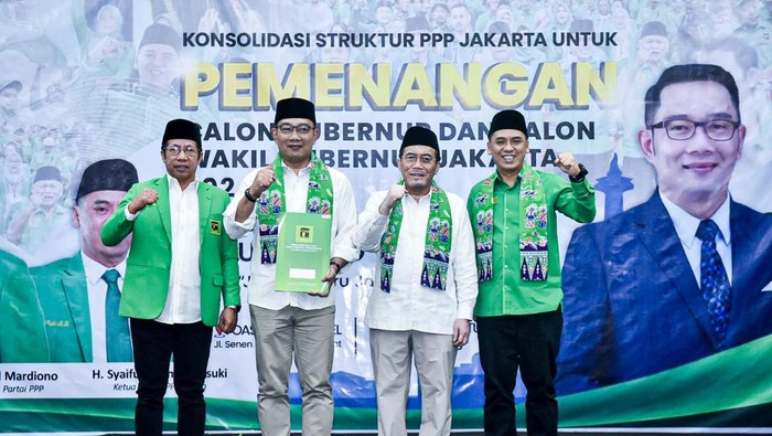 PPP mendukung bakal pasangan calon Pilgub Jakarta Ridwan Kamil (RK) dan Suswono. PPP menyerahkan SK rekomendasi B1KWK Pilgub Jakarta kepada Ridwan Kamil-Suswono di Oasis Amir Hotel, Jakarta Pusat.