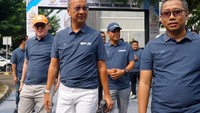 Menteri Perindustrian Agus Gumiwang Kartasasmita (tengah), Sekjen Kementerian Perindustrian Eko S.A Cahyanto (kiri) dan Ketua Forum Wartawan Industri (Forwin).