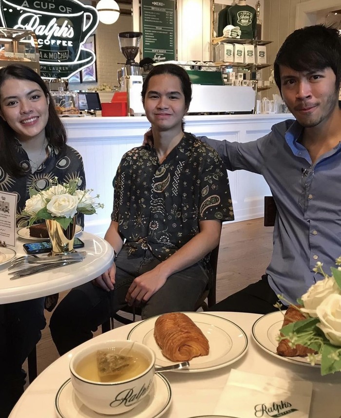 Selain Bermusik, Dul Jaelani Hobi Kulineran Bareng Tissa Biani