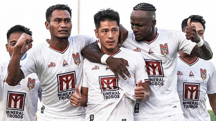 Tim Malut United di Liga 1 2024/2025.