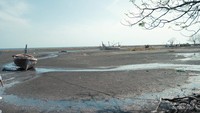 Keindahan Pantai Tangsi.