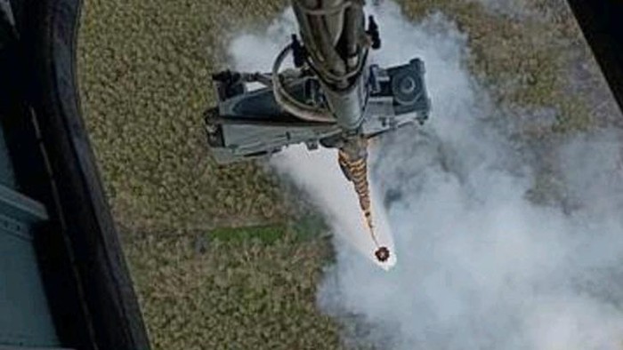 Upaya pemadaman Karhutla dilakukan Helikopter Kamov RA 31109 di Banyuasin.