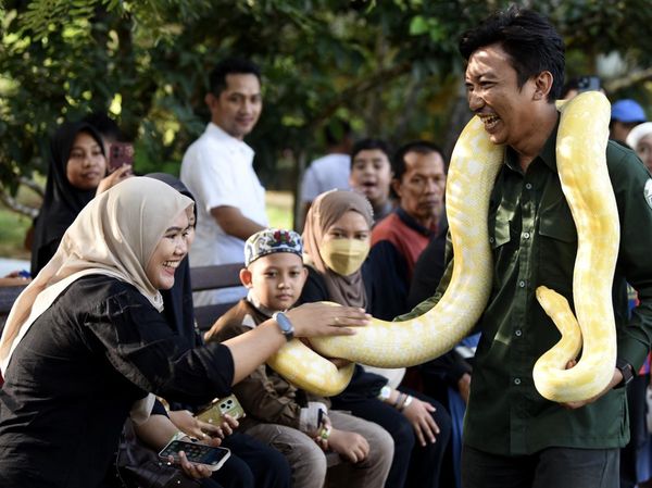 Mengunjungi Wisata Kebun Binatang Mini di Samarinda