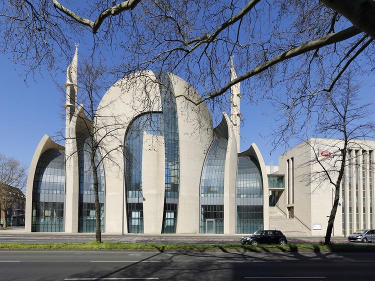 Penampakan Masjid di Jerman yang Ada Tempat Belanja-Perpustakaan