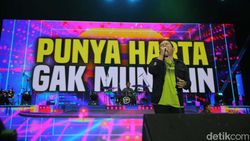 Ajak Penonton Berselawat, Wali Tutup West Java Festival 2024