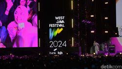 Aksi Memukau Tiara Andini di WJF 2024