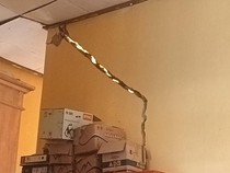 Kantor Dinas DPMDP3A di Nagekeo NTT Terancam Roboh, Pegawai Diungsikan