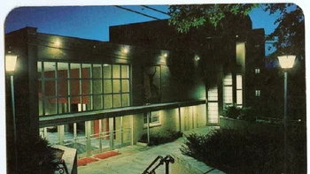 Bangunan teater di Poconos yang kini terbengkalai. Foto: Pablo Iglesias Maurer via Dcis