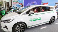 Grab Indonesia bakal menambahkan lebih dari 1.000 mobil listrik ke dalam armadanya hingga akhir tahun 2024.
