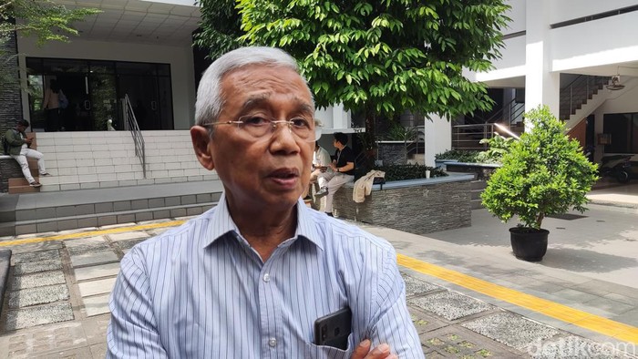 Ketua PP Muhammadiyah, Busyro Muqoddas, Senin (26/8/2024).