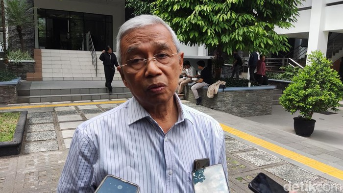Ketua PP Muhammadiyah, Busyro Muqoddas, Senin (26/8/2024).