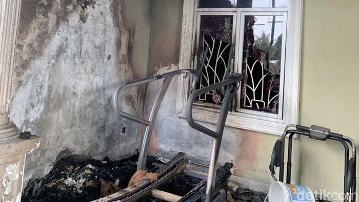 Kebakaran rumah di Depok