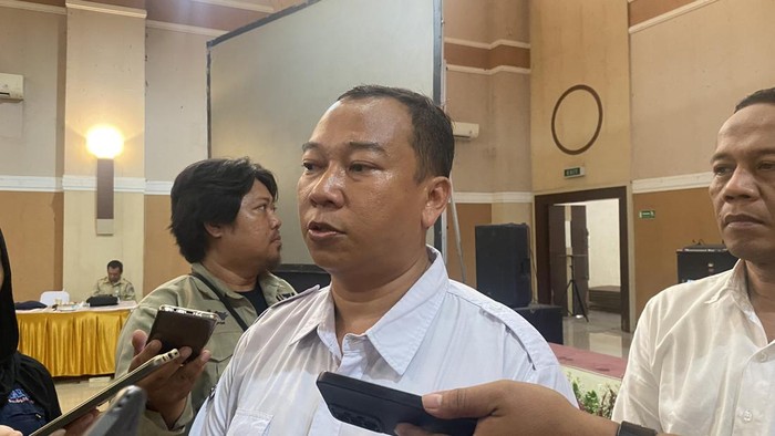 Ketua KPU Depok Willi Sumarlin