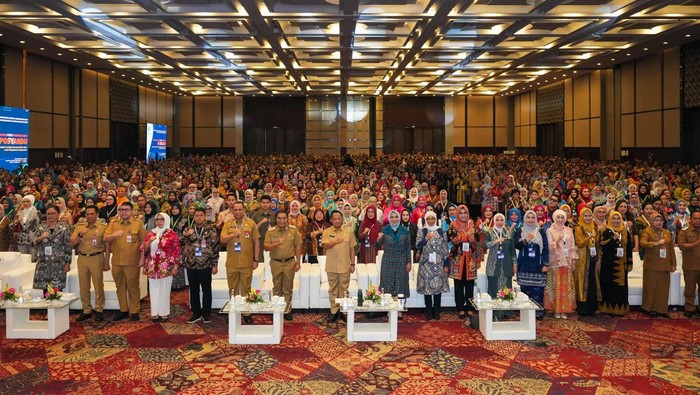 Optimalisasi Pelayanan Posyandu: Tri Tito Karnavian Tekankan Peningkatan Standar Demi Kesejahteraan Masyarakat