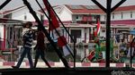 Melihat dari Dekat Kampung Rumah Panggung Muara Angke