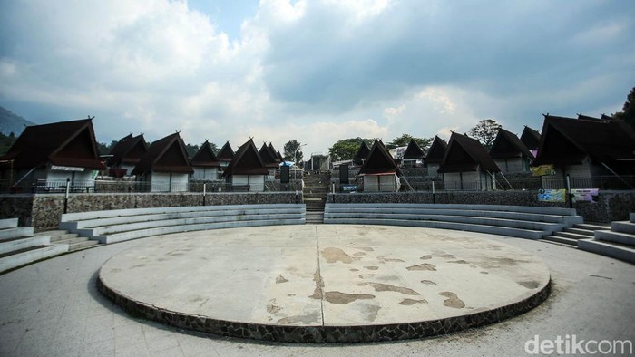 Rest Area Gunung Mas akan menjadi tempat relokasi para PKL Puncak. Begini kondisi Rest Area Gunung Mas sebelum ditempati PKL.