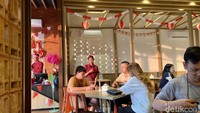 Restoran milik Gading Marten tersebut namanya adalah Nasi Tempong Nyo. Ini merupakan usaha kuliner yang bekerja sama dengan rekan bisnisnya. Foto: detikcom/Riska Fitria