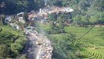 Foto Udara Penertiban Tahap Dua Lapak PKL di Puncak Bogor