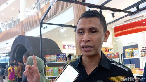 Plt Kepala DPMPTSP NTB, Wahyu Hidayat. (Nathea Citra/detikBali)