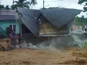 Banjir Rendam 3 Kecamatan di Bone Bolango, 4 Rumah Hanyut