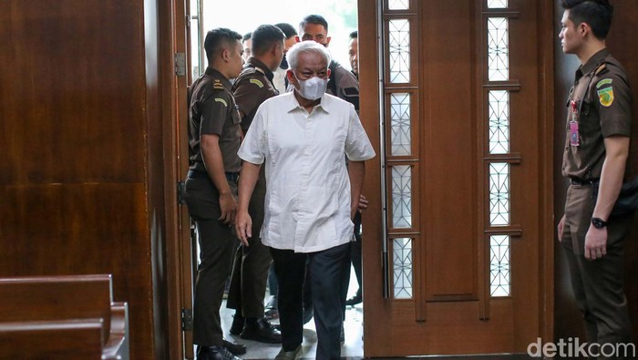 Sidang Lanjutan Harvey Moeis, Jaksa Hadirkan Lima Saksi Jaksa Penuntut Umum (JPU) Kejaksaan Agung (Kejagung) menghadirkan lima saksi dalam sidang lanjutan suami Aktris Sandra Dewi, Harvey Moeis di Pengadilan Tipikor, Jakarta, Senin (26/8/2024).