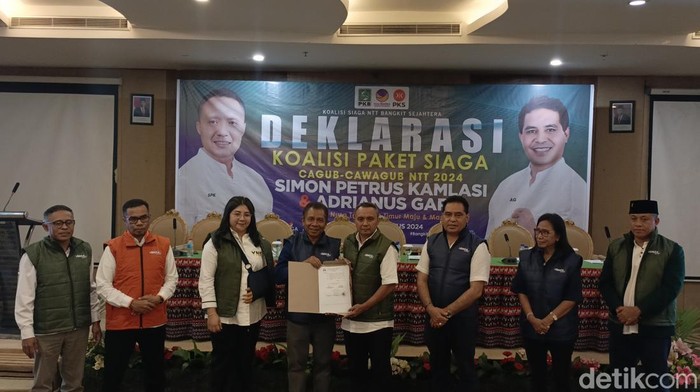 Simon Petrus Kamlasi-Adrianus Garu (Siaga) resmi mendeklarasikan maju pada Pilgub NTT 2024, Senin (26/8/2024).