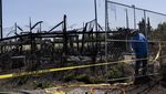 Sisa-sisa Kebakaran Lapangan Bisbol Bersejarah di California