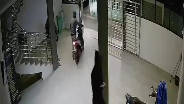 Aksi Nekat Duo Maling Gasak Empat Motor dalam Semalam, Polisi Buru Pelaku
