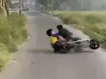 Bocah Kejang usai Terjatuh dari Sepeda Listrik: Orang Tua Harusnya Tahu Risikonya