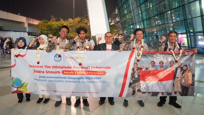 Tim Indonesia Juara Umum di Olimpiade Geografi Internasional iGeo 2024