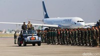 Latgatma Super Garuda Shield ini dibuka resmi Wakil Komandan Kodiklat TNI Marsekal Muda TNI Wydargo Ikoputra, bersama Mayjen Joseph R. Harris II Hawaii Air National Guard Commander di Baseops Pangkalan Udara TNI Angkatan Laut Juanda, Jawa Timur, Senin (26/8/2024).