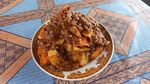 Siang-siang Makan Rujak Maluku di Pinggir Pantai, Asoi Banget!