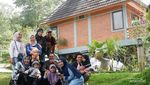 Se-syahdu Ini Kaki Gunung Salak Saat Dinikmati Bersama Keluarga
