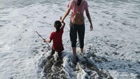 Buih Pantai Mliwis