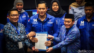 AHY Serahkan Rekom Pilgub ke RK, Dedi Mulyadi, dan Ahmad Luthfi