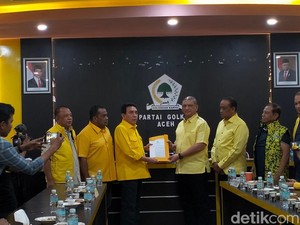 Golkar Resmi Serahkan B1KWK ke Irjen Armia Maju Pilbup Aceh Tamiang
