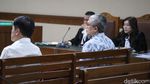 Jalani Sidang, Crazy Rich Surabaya Budi Said Diborgol dan Berbaju Tahanan