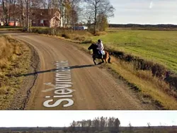 Kumpulan Foto Aneh yang Terekam dari Mobil Google