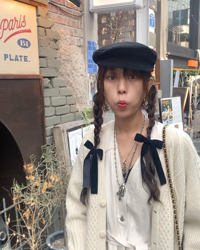 Dilansir Korea Boo, Lee Hyo Jong adalah seorang restauranteur. Sebelum buka London Bagel Museum, ia juga punya kafe-kafe gaul lain di ibu kota, seperti Cafe Highwaist dan Cafe Layered.  Foto: Instagram Lee Hyo Joong