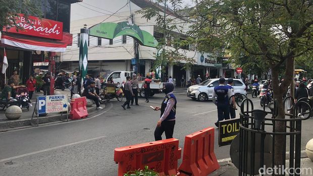 Massa aksi Jogja Memanggil bubar, lalin di Malioboro lancar lagi, Selasa (27/8/2024).