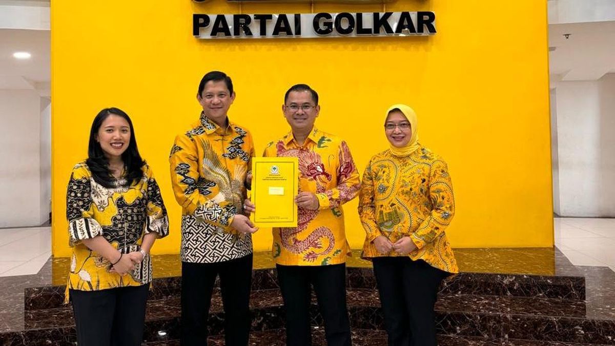 Captive Island pornosini onlayn tomosha qiling