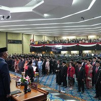 Tina Toon dilantik menjadi anggota Dewan Perwakilan Rakyat Daerah (DPRD) DKI Jakarta, setelah meraih suara tertinggi di Pileg DPRD Dapil DKI Jakarta II.  Foto: Instagram/@tinatoon101